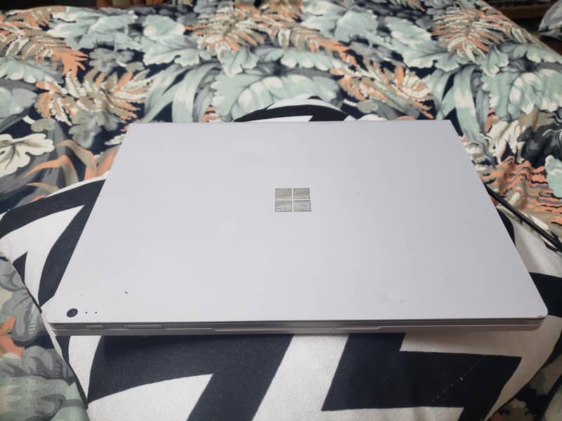 Microsoft Surface book 2 0