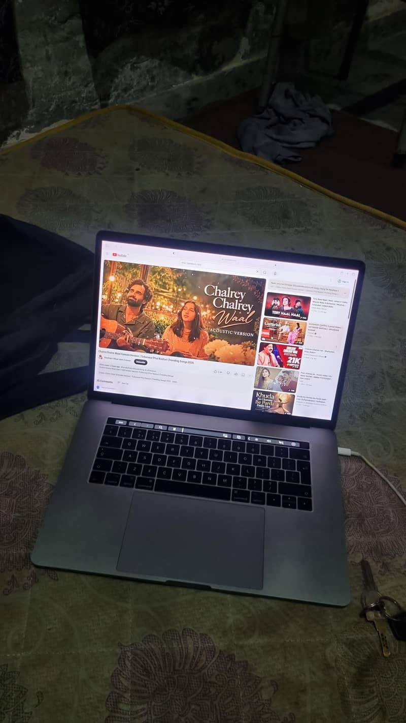 MacBook pro 2017 2