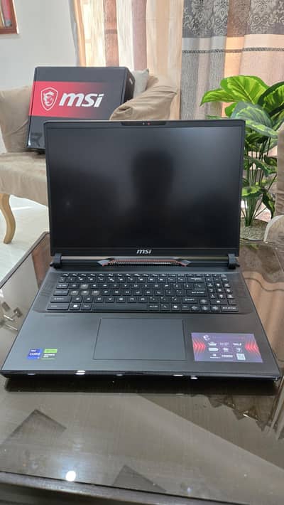Gaming Laptop MSI Raider GE78HX 17" i9 4070 QHD+ 240HZ  32GB 1TB