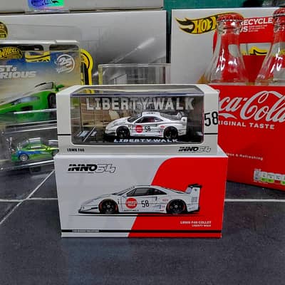 INNO64 1:64 scale LBWK Liberty Walk Ferrari F40 "Collet" (#58)