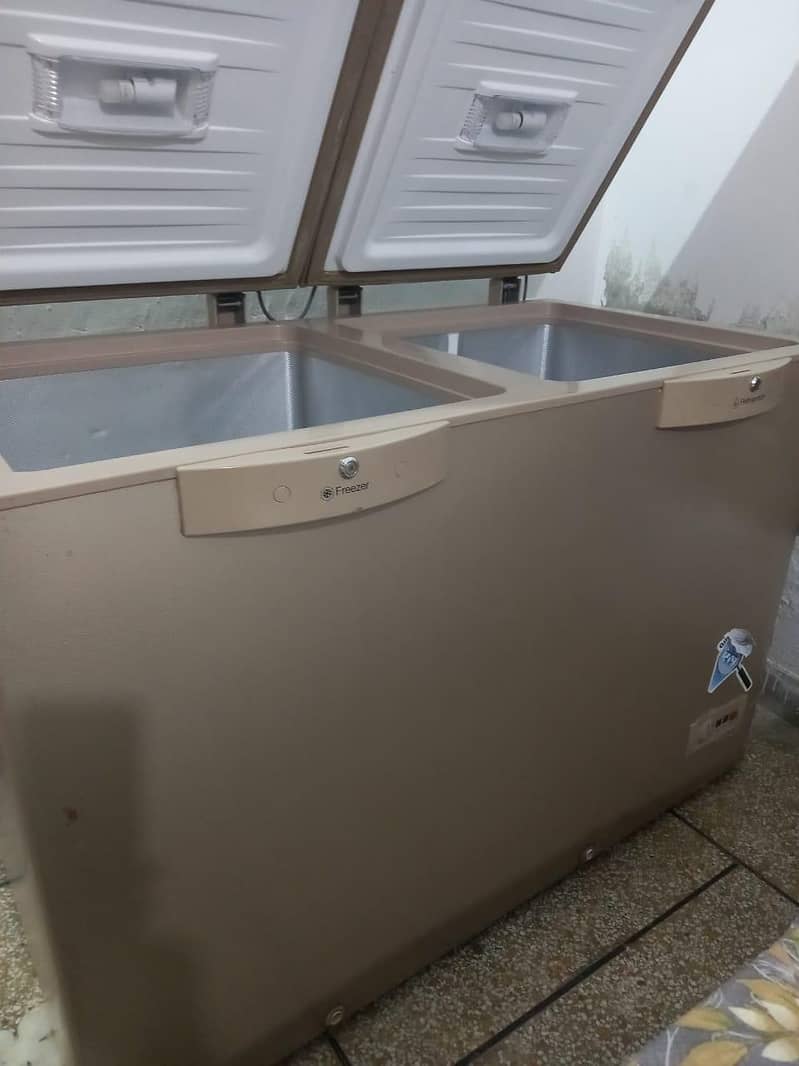 Dawlance Deep Freezer 1