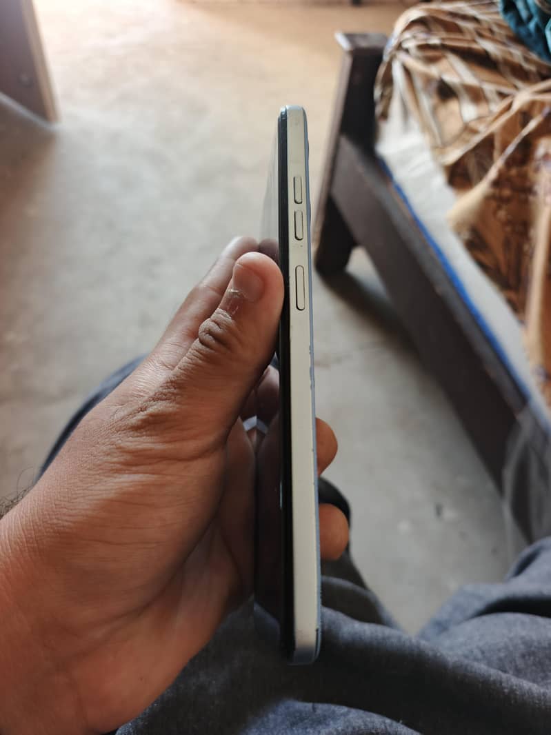 Tecno Spark 10C 4