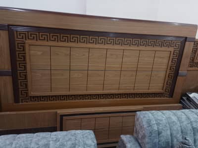 bed and dressing table