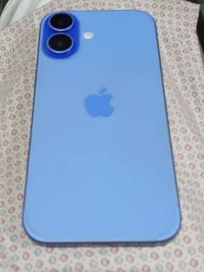 Apple iPhone 16