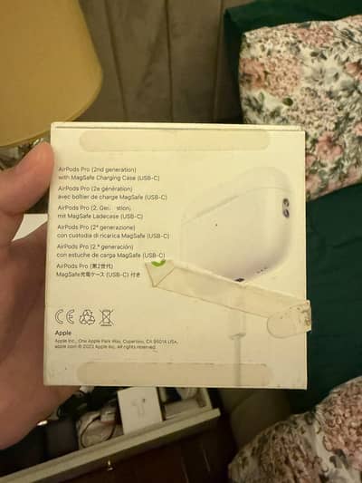 Apple AirPods Pro 2nd Generation – Excellent Condition – 2 Months Used