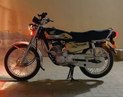 Honda CG 125S Gold Edition 2026 – Self Start – 5 Gear