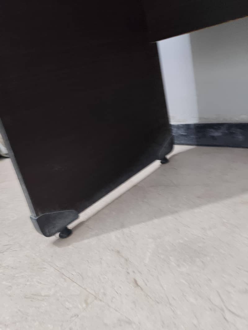 Office Table 6