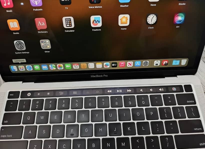 MacBook Pro (M1 Chip) 1
