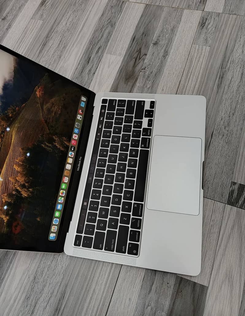 MacBook Pro (M1 Chip) 2
