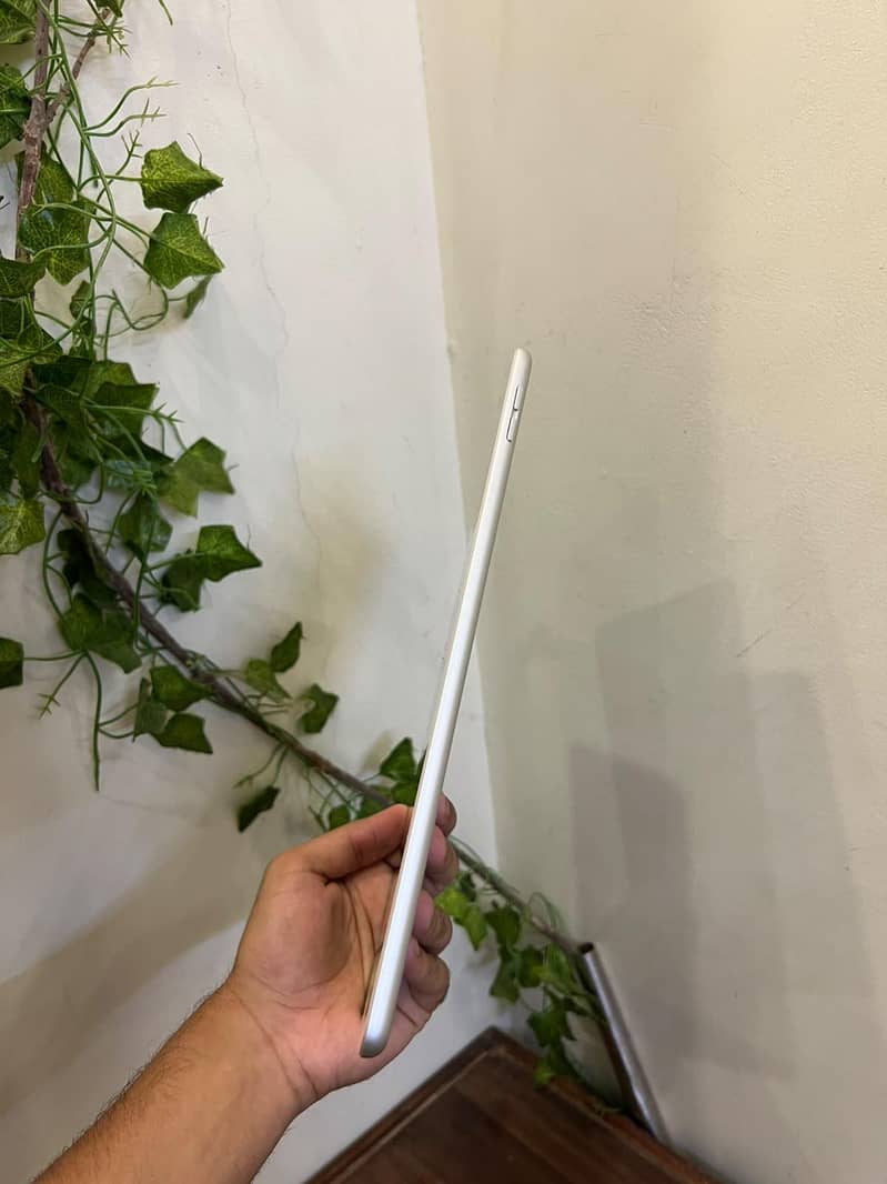 apple ipad 8 gen 1