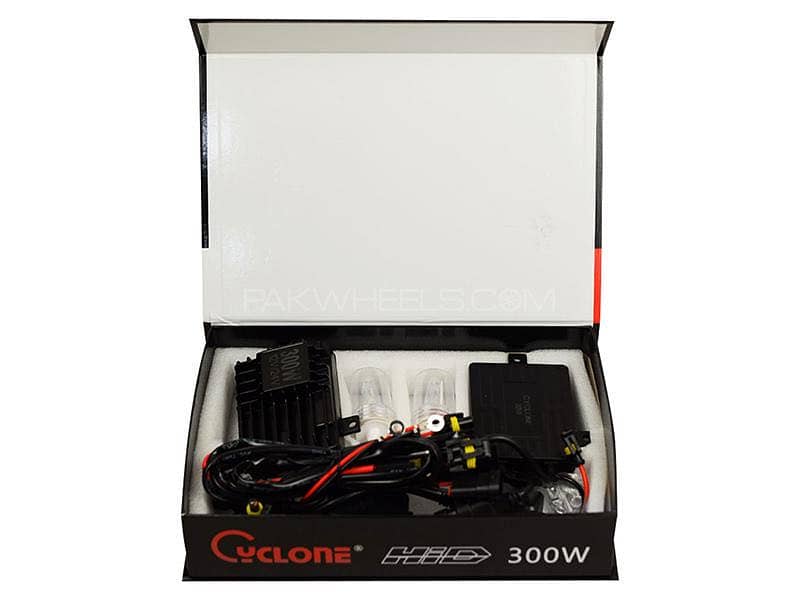 Cyclone hid bulbs 1