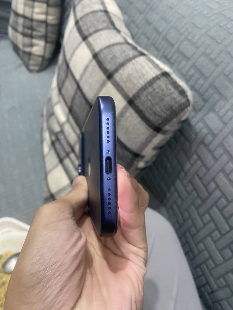 Apple iPhone 17 Pro Max 0