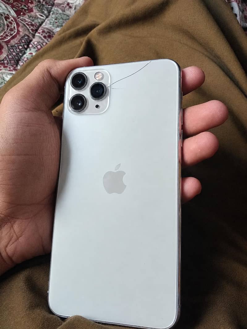 Apple iPhone 11 Pro Max 1