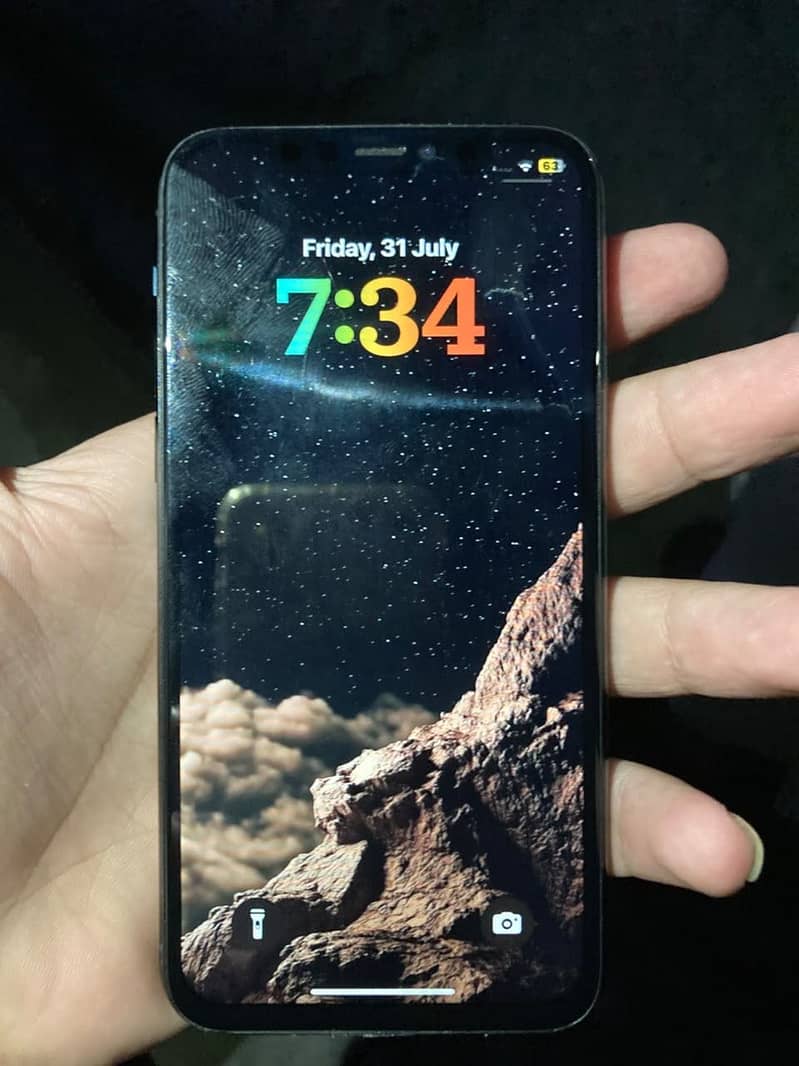 Apple iPhone 11 Pro 2