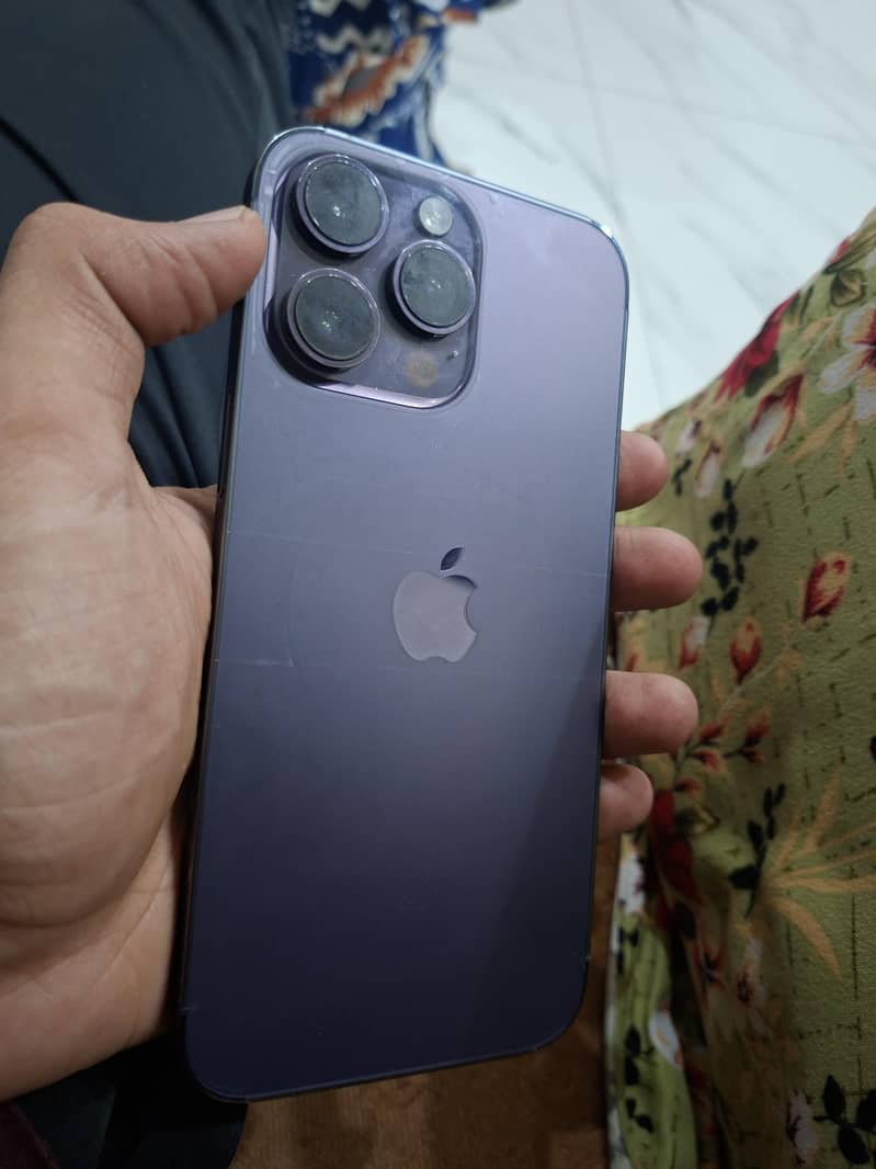 Iphone 14 pro max 1