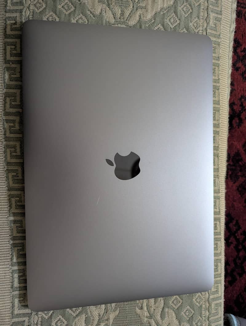 MacBook pro 2017 0