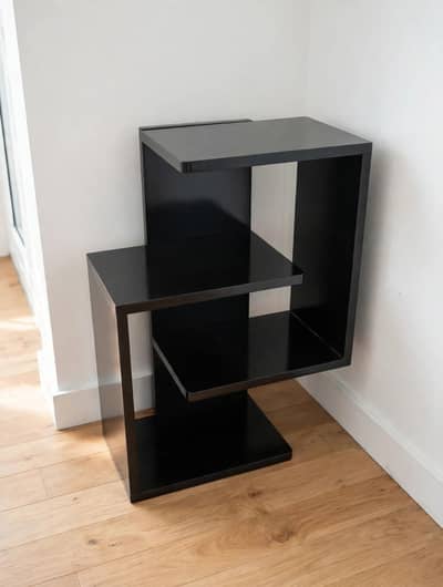 Stylish Home Decor Set Wall Hanging Cube Shelf + Black S-Shape Rack