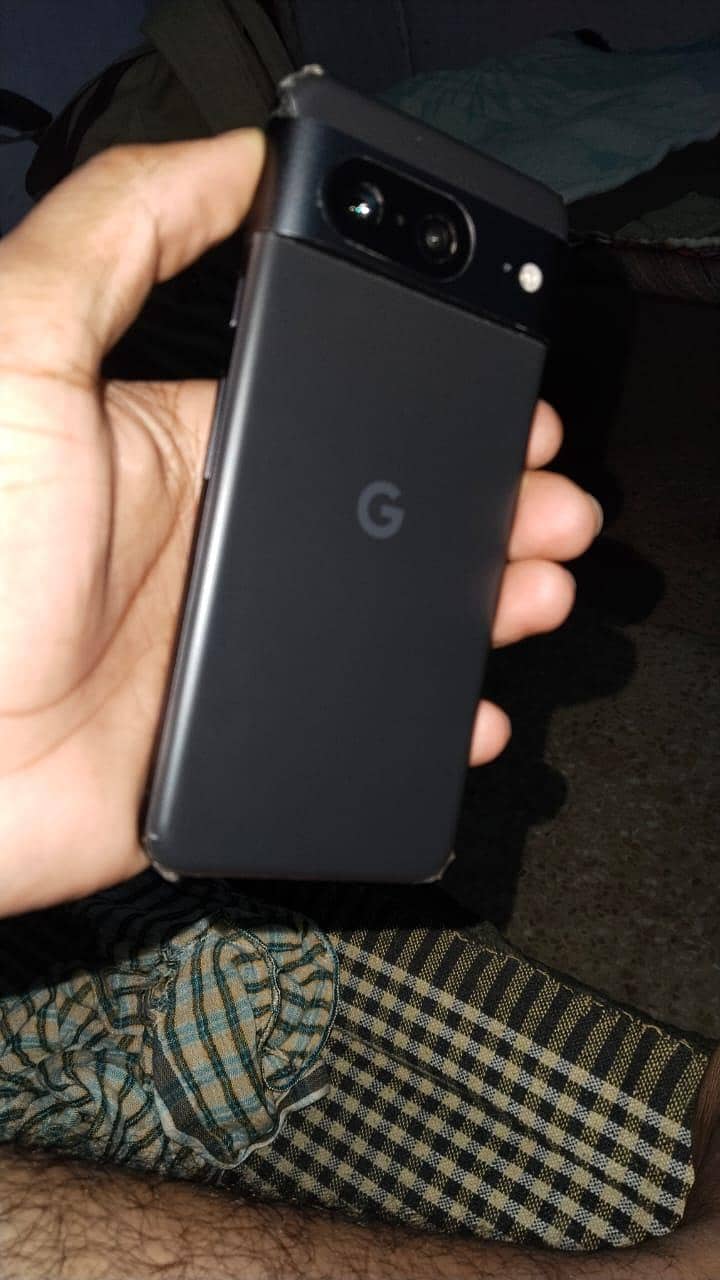Google Pixel 8 0