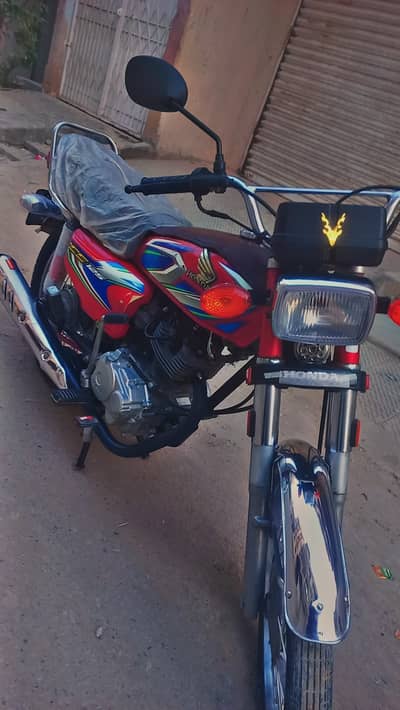 Honda CG 125 2022 karachi nam contact 0319 4725877