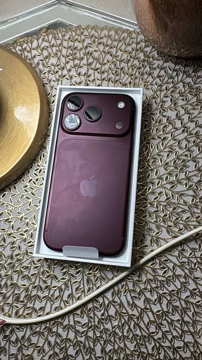 Apple iPhone 18 Pro SIMLOCKED just system active
