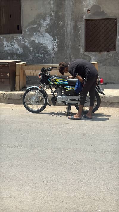 Honda CG 125 2026 model black color