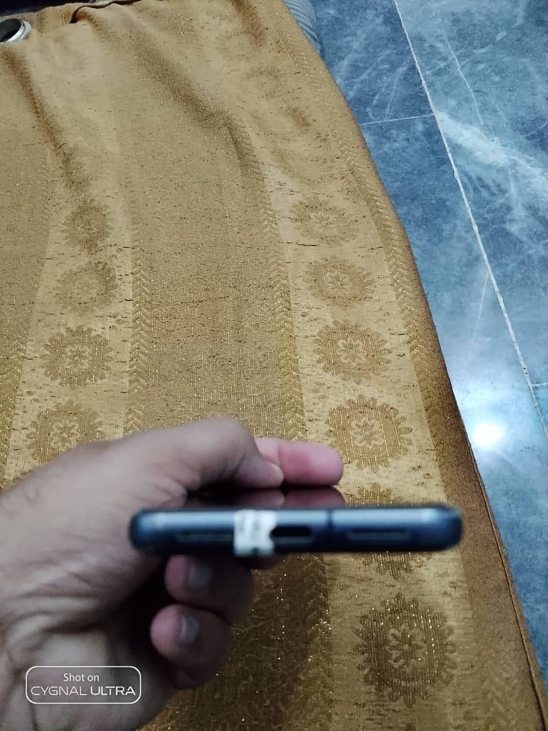 Google Pixel 8 5