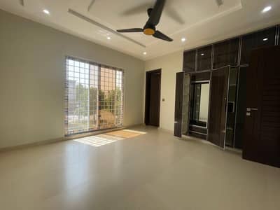 UPPER PORTION OF BRAND NEW HOUSE 11 MARLA CORNER HOUSE AVAILABLE FOR RENT IN PHASE ONE BAHRIA ORCHARD