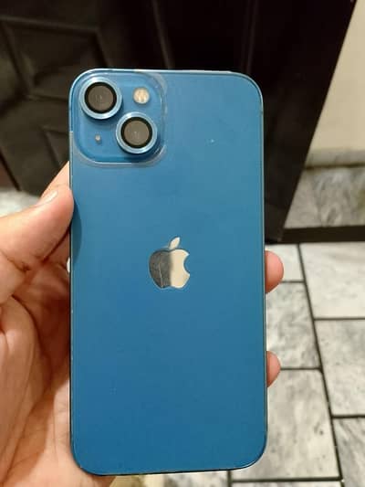 Apple iPhone 13