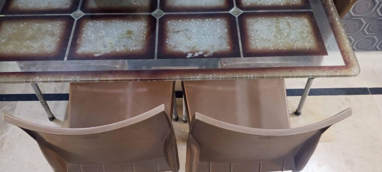 dining table with 4 chairs 1