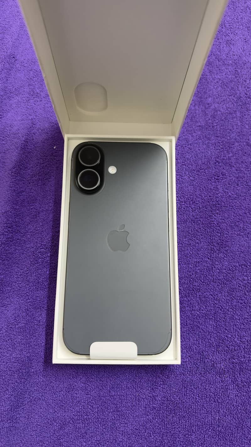 Apple iPhone 17 0