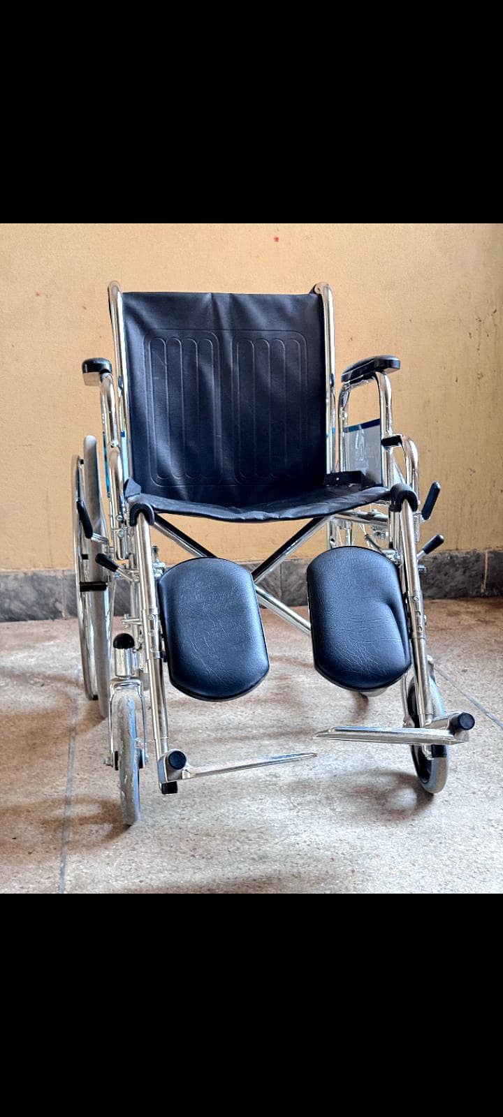 leg elevating wheel chair 1