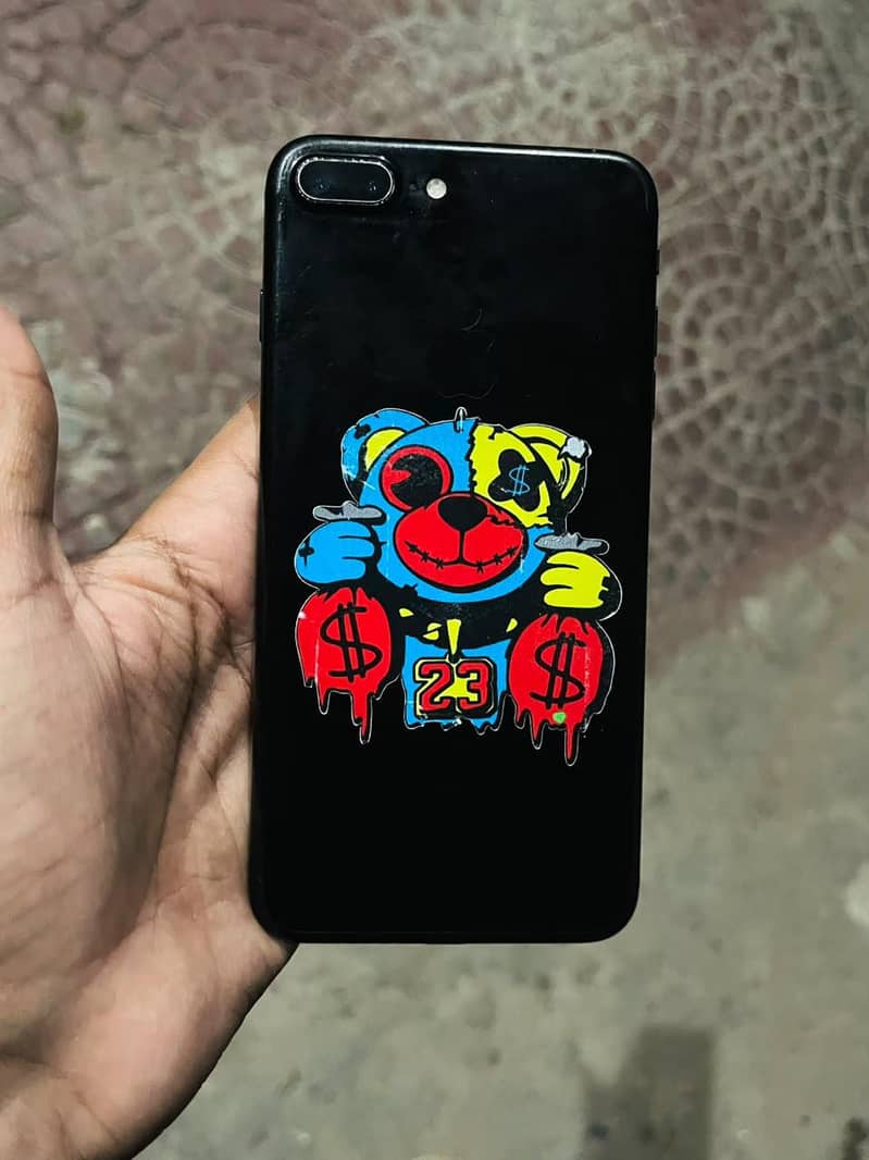 Apple iPhone 7 Plus 0