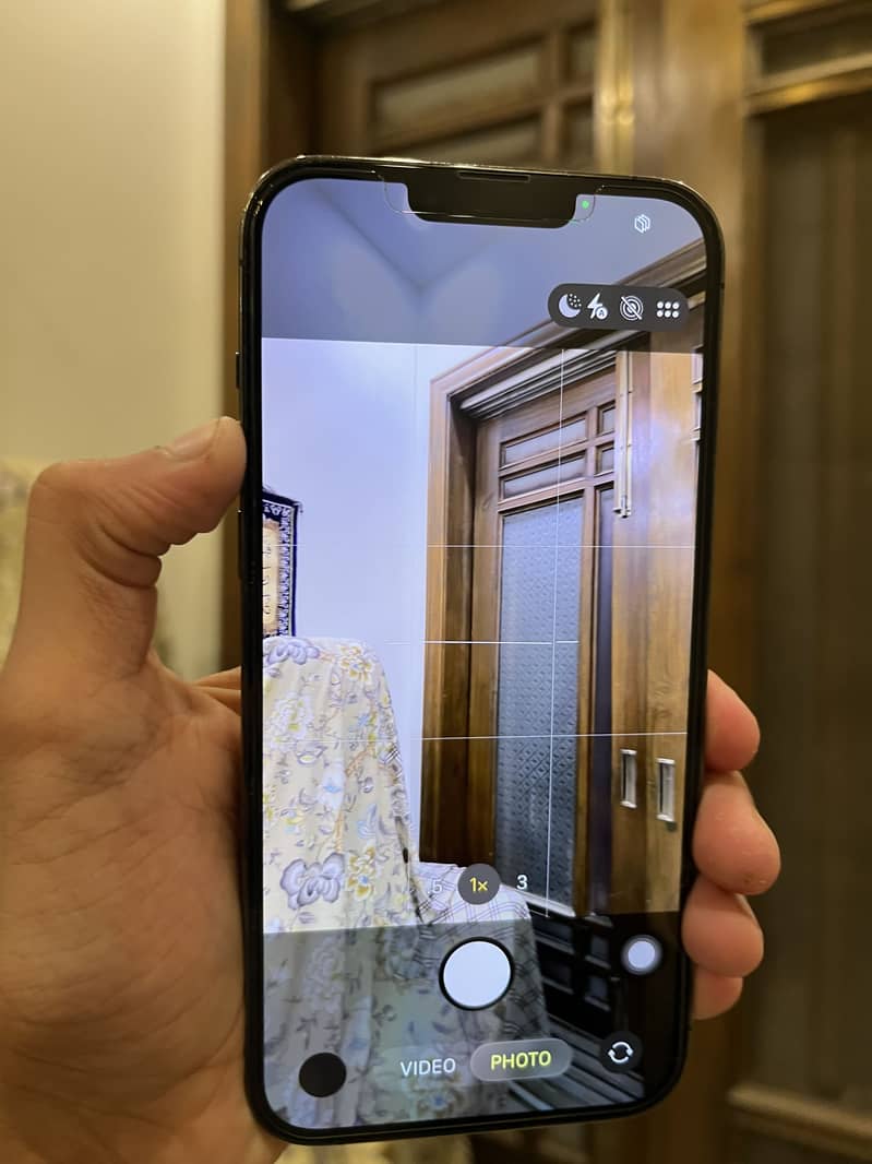Apple iPhone 13 Pro Max 8