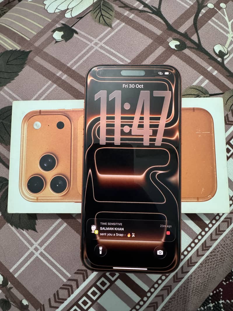 Apple iPhone 17 Pro Max 1