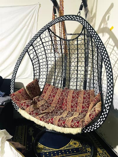 Jhula swing black color