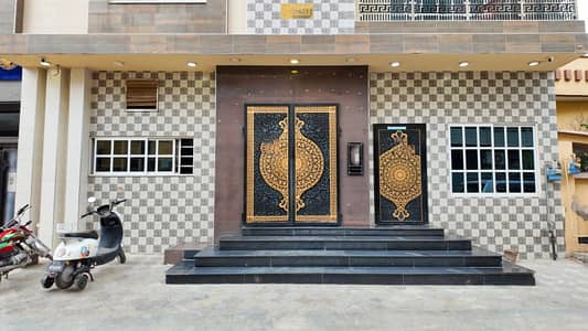 Prime Location 10 Marla Hostel For Sale In Johar Town Phase 1 - Block C Lahore