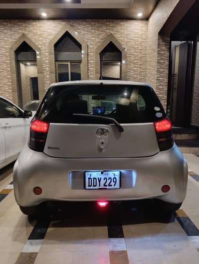 Toyota iQ