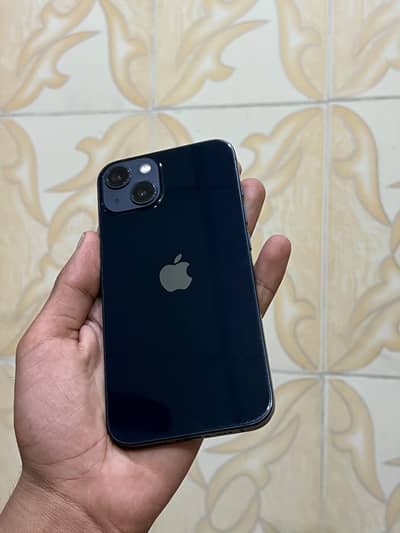 Apple iPhone 13