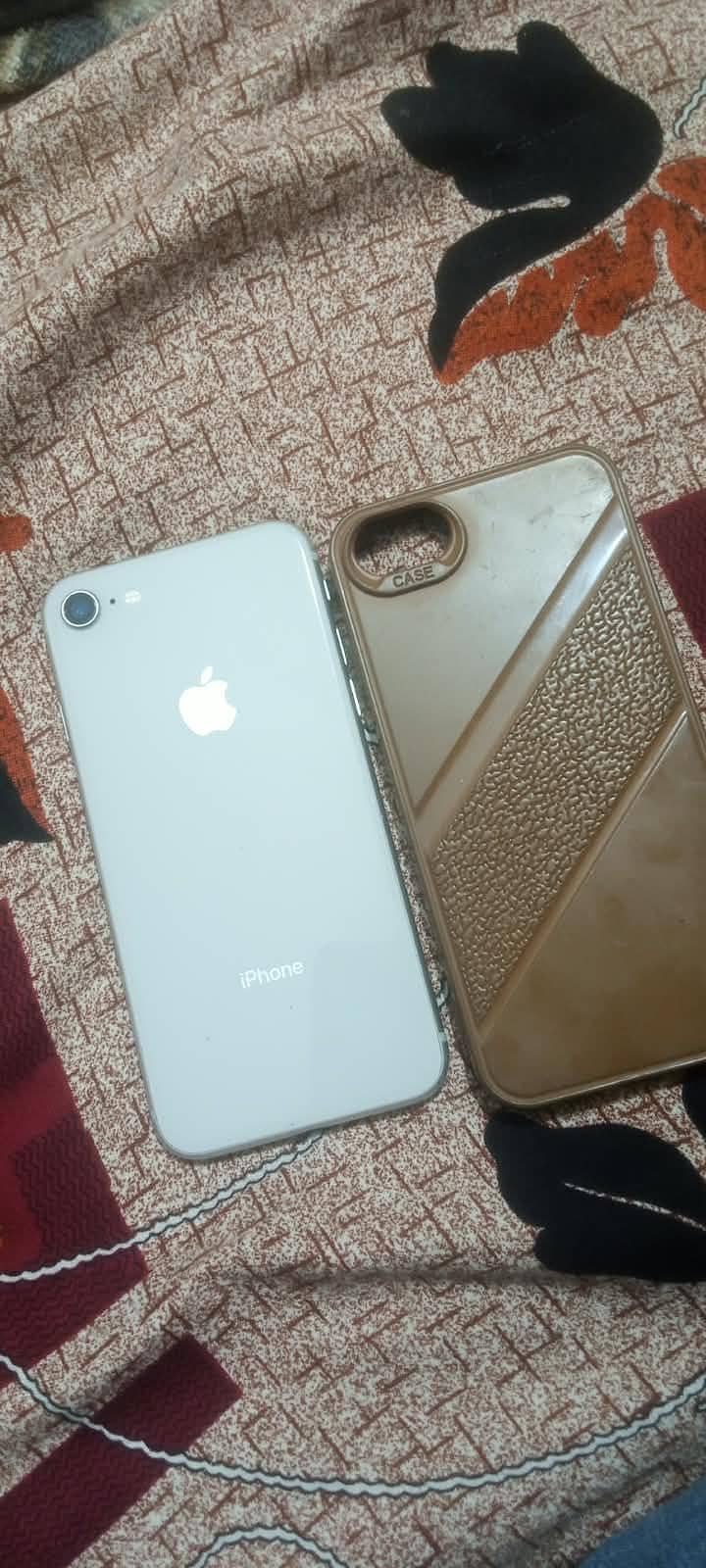 Apple iPhone 8 6