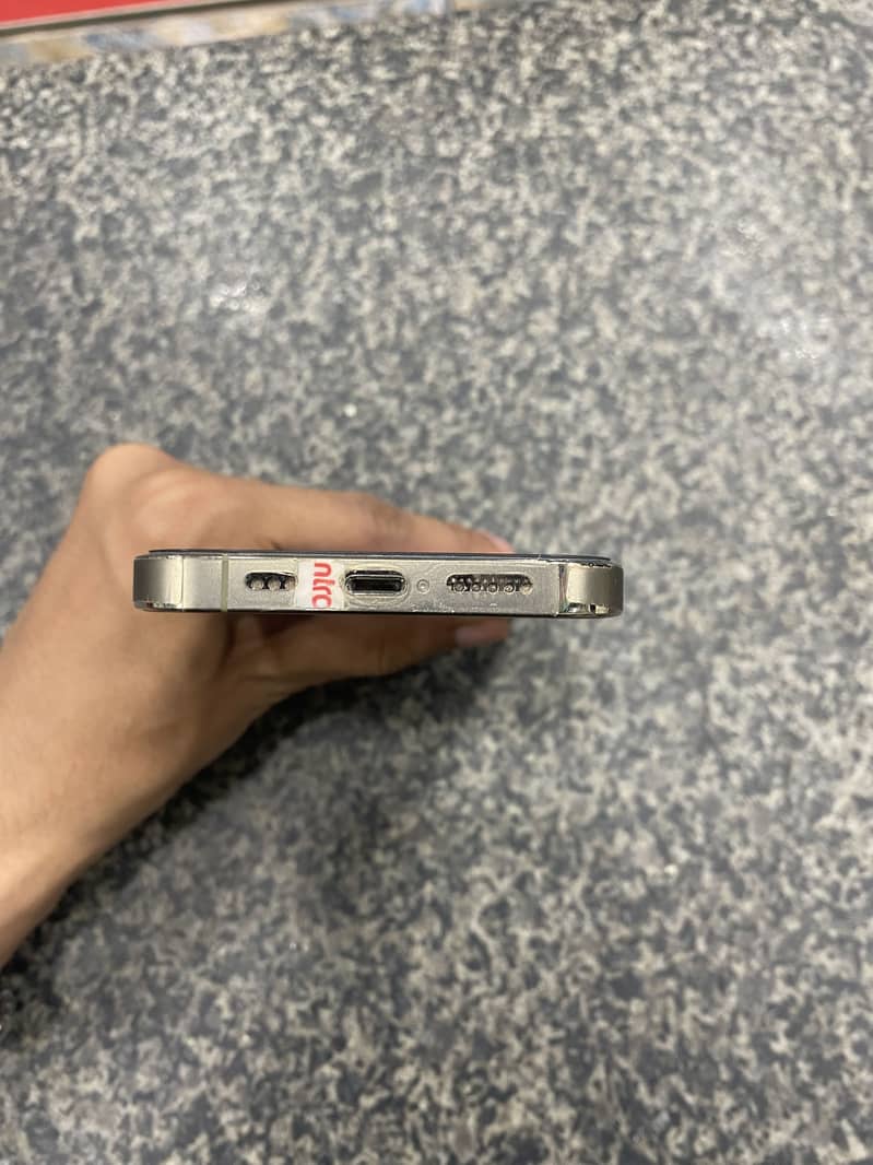 Apple iPhone 14 Pro 1