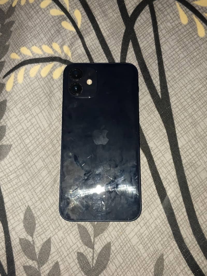 Apple iPhone 12 6
