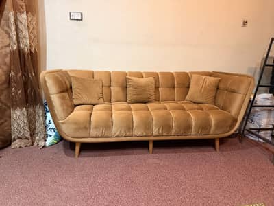 Brand new sofa set slightly used