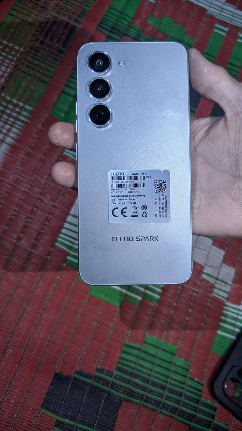 Tecno spark 40 pro 6