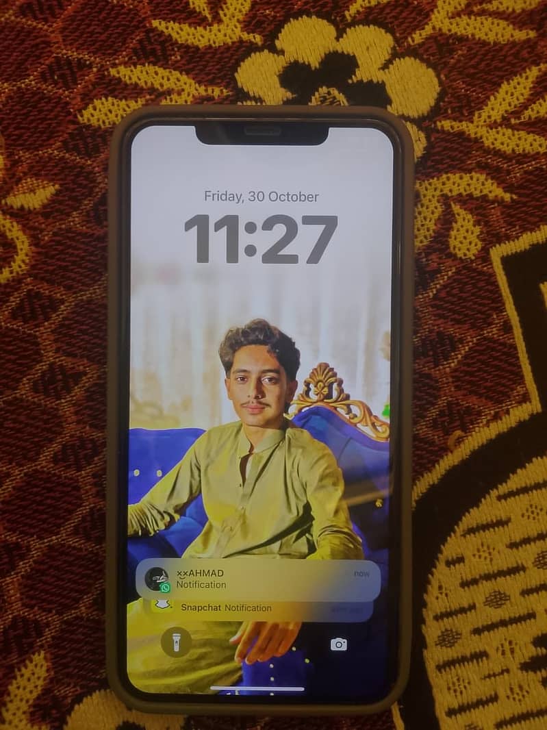 Apple iPhone XS Max 0
