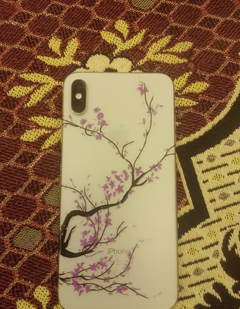 Apple iPhone XS Max 1