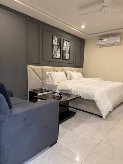 Stylish Studio Apartment Parkhouse Gulberg 3 Per Day Rent