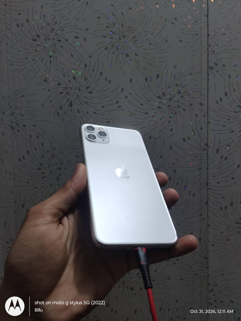 Apple iPhone 11 Pro Max 1