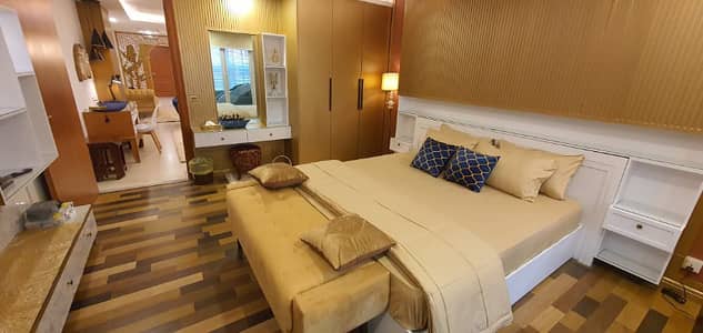 1 BHK/2 BHK/ Studio Apartments Available Gold Crest DHA Phase-4 Per Day Rent