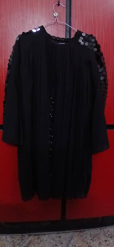 Black top in good condition