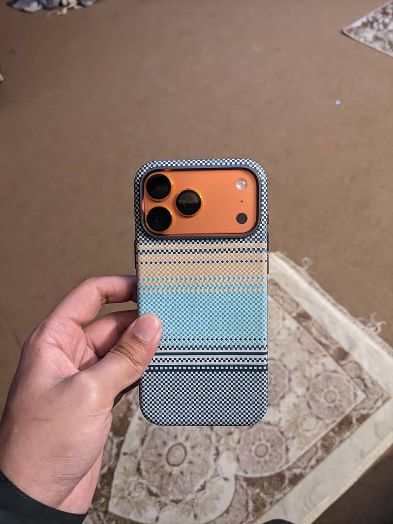 Apple iPhone 17 Pro Max 0